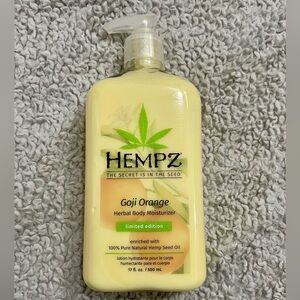 Hempz Goji Orange Herbal Body Moisturizer